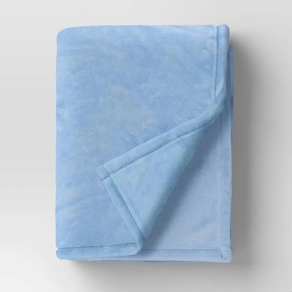Solid Colored Plush Throw Blanket Sky Blue - Room Essentials™ Twin size